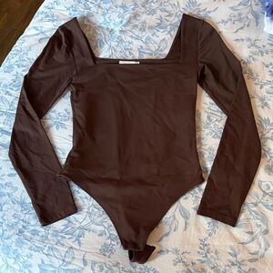 Aritzia Original Contour Squareneck Bodysuit
